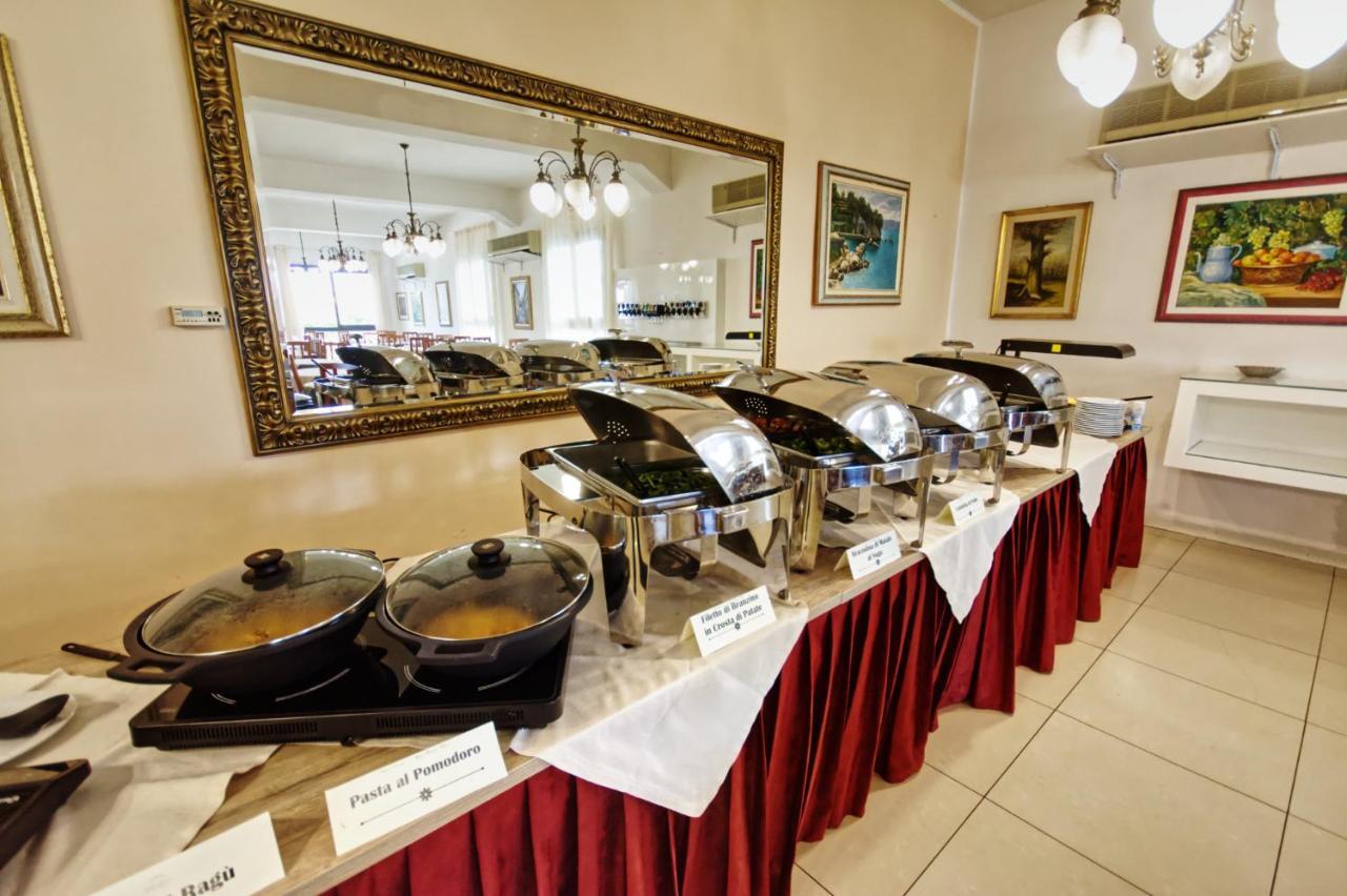 Hotel Pironi San Mauro Mare Exteriér fotografie