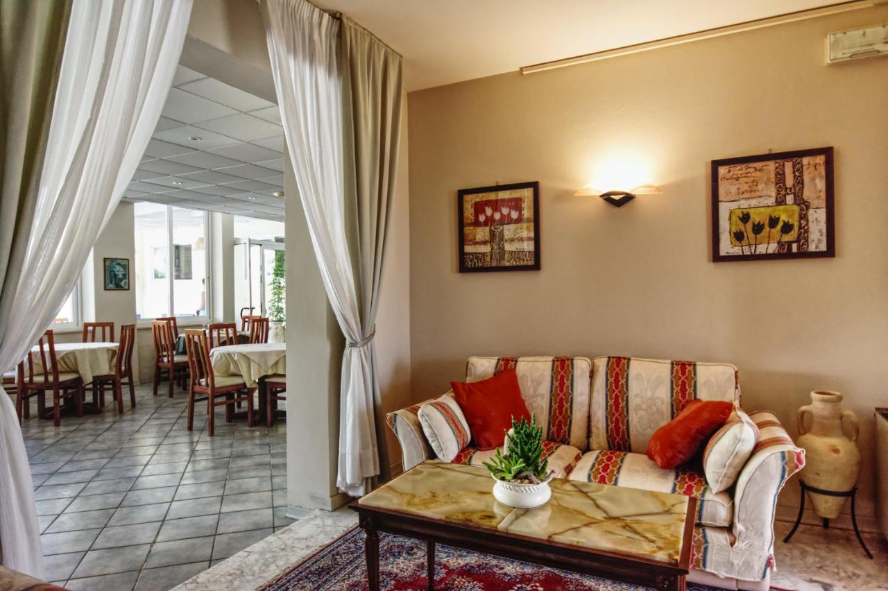 Hotel Pironi San Mauro Mare Exteriér fotografie